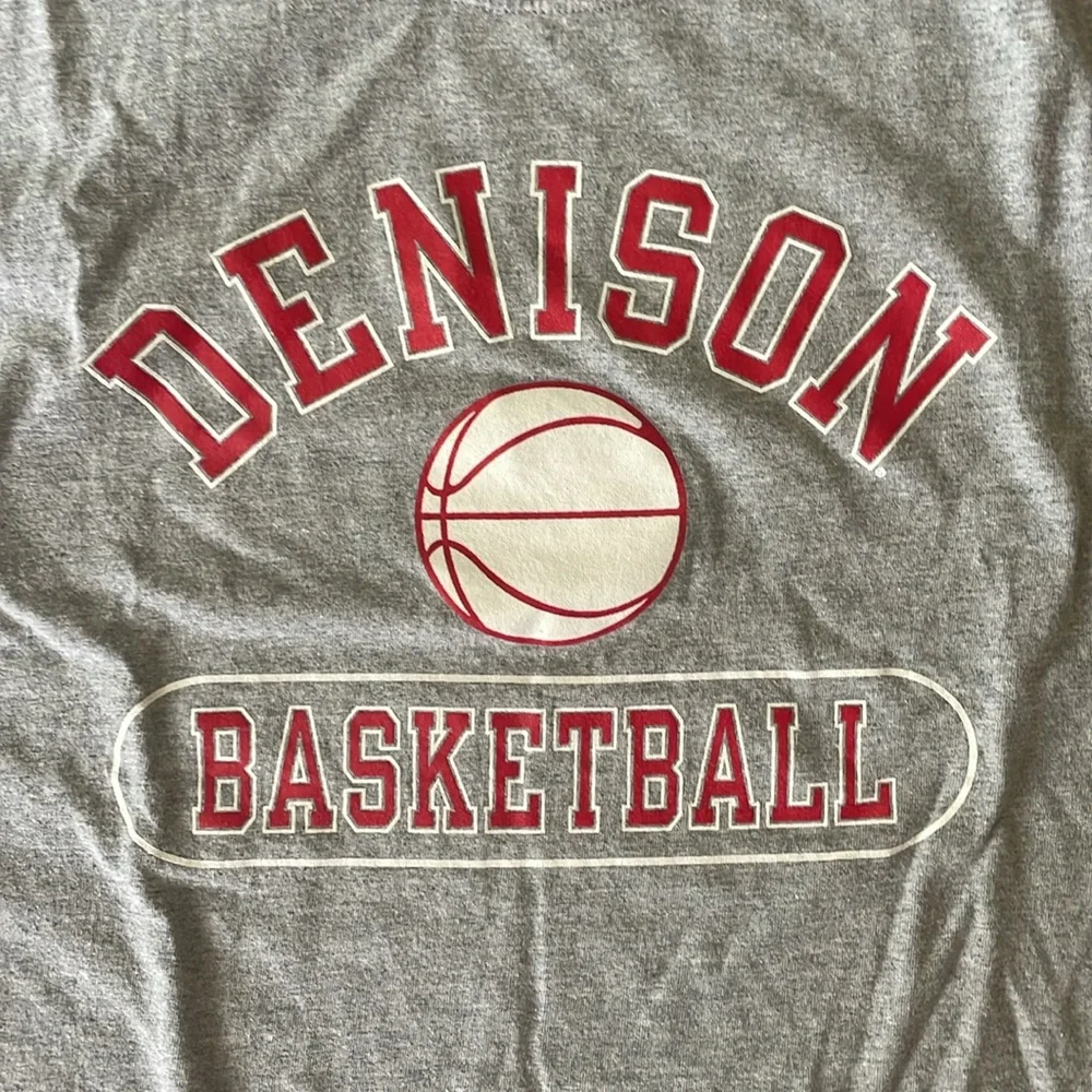 DENISON BASKETBALL T-Shirt - Picture 3 of 5